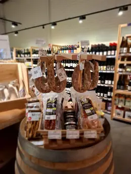 529-biocoop-saint-clair-du-rhone-magasin-bio-chacuterie-saucisson-viande-aperitif.webp