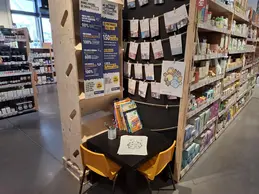 529-biocoop-saint-clair-du-rhone-magasin-bio-espace-enfant-lecture.webp