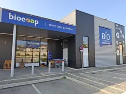 529-biocoop-saint-clair-du-rhone-magasin-bio-facade-entree.webp