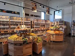 529-biocoop-saint-clair-du-rhone-magasin-bio-fruit-legume-saison-vrac-zero-dechet.webp