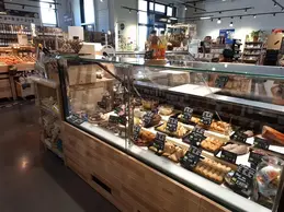 529-biocoop-saint-clair-du-rhone-magasin-bio-traiteur-service-traditionnel.webp