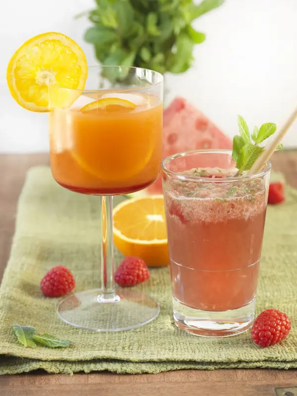 Spritz et mocktail aux fruits